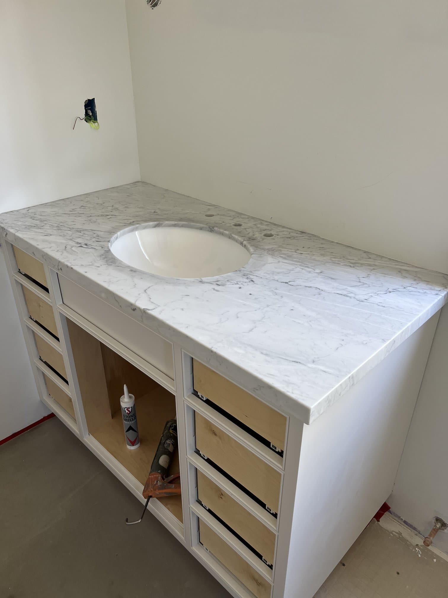 Arched Alcove Tub Bathroom detail
