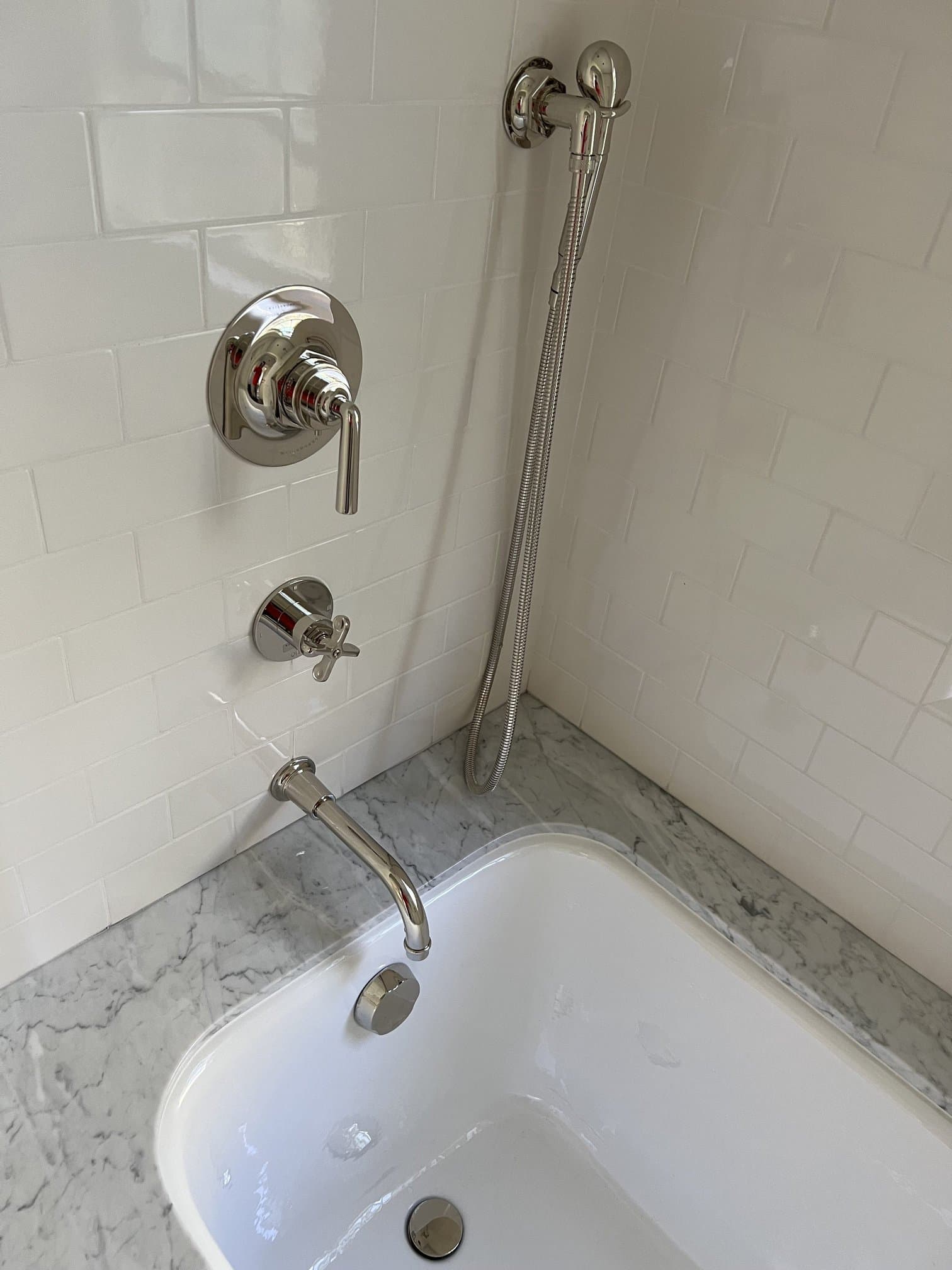 Arched Alcove Tub Bathroom detail